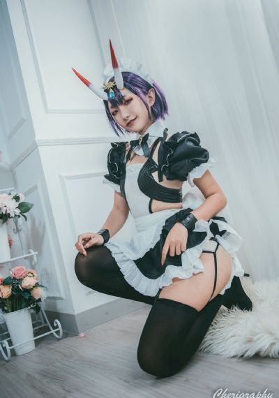 女大学生的沙龙