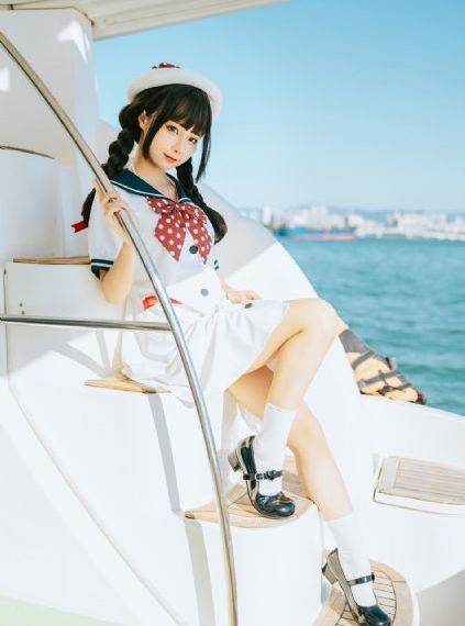 海底娇娃蓝华