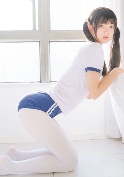 被女同学棉袜调教vk