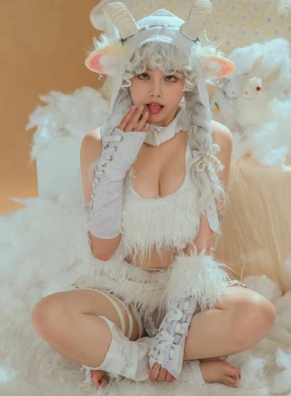 《年轻的寡妇2》电影