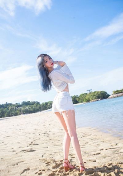 情侣奴伺候女王