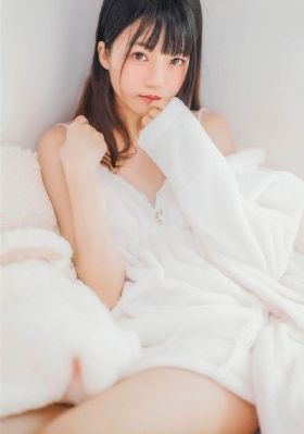 三级舌吻全视频