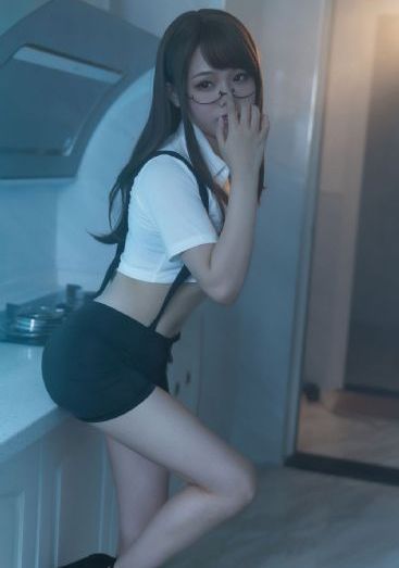 《四位少妇按摩记》中文