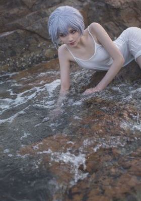 美女老板的贴身男保镖短剧
